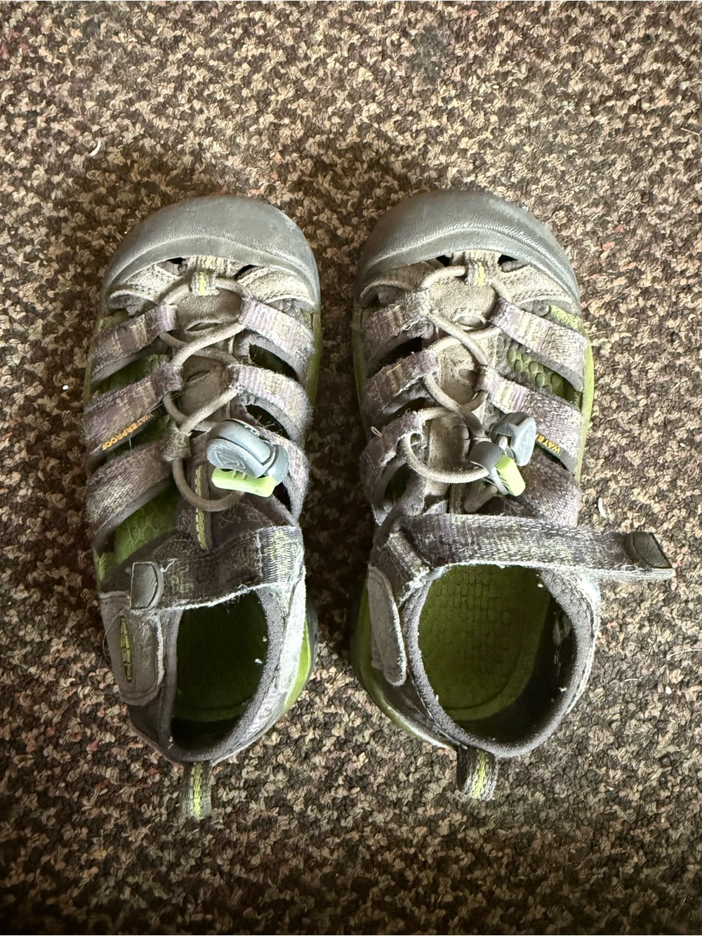 KEEN Kids Gray and Green Closed-Toe Sandals